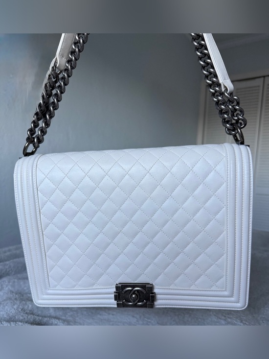 CHANEL Handbags - CHANEL Large Boy Flap Bag in Ivory Quilted Leather RHW+COA 18-series